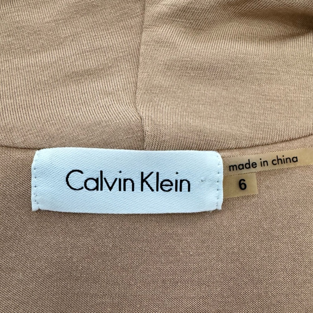 Calvin Klein Sheath Dress with Waterfall front panel. Size 6 - Picture 6 of 10